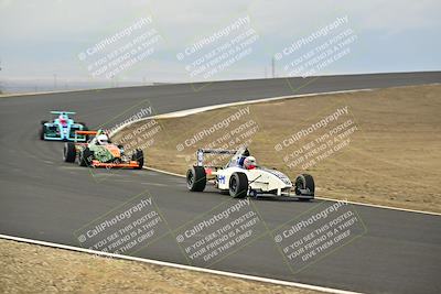 media/Jan-26-2025-CalClub SCCA (Sun) [[cfcea7df88]]/Group 2/Race/